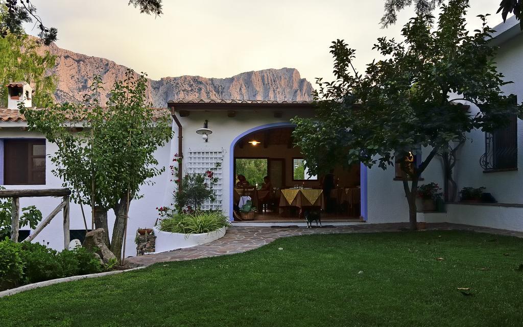 Agriturismo Guthiddai أوليينا المظهر الخارجي الصورة
