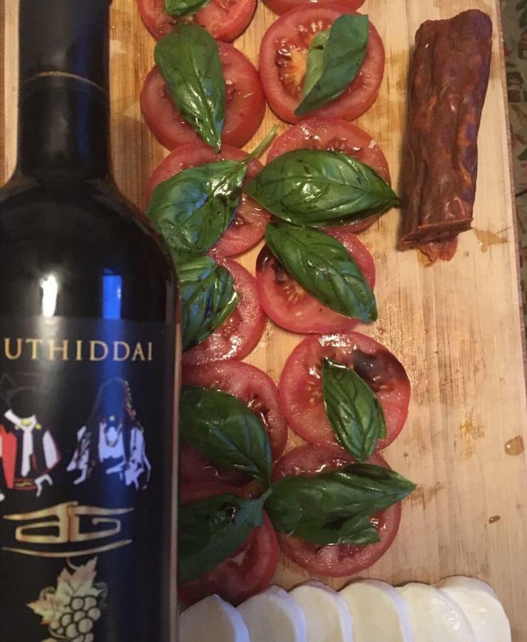 Agriturismo Guthiddai أوليينا المظهر الخارجي الصورة